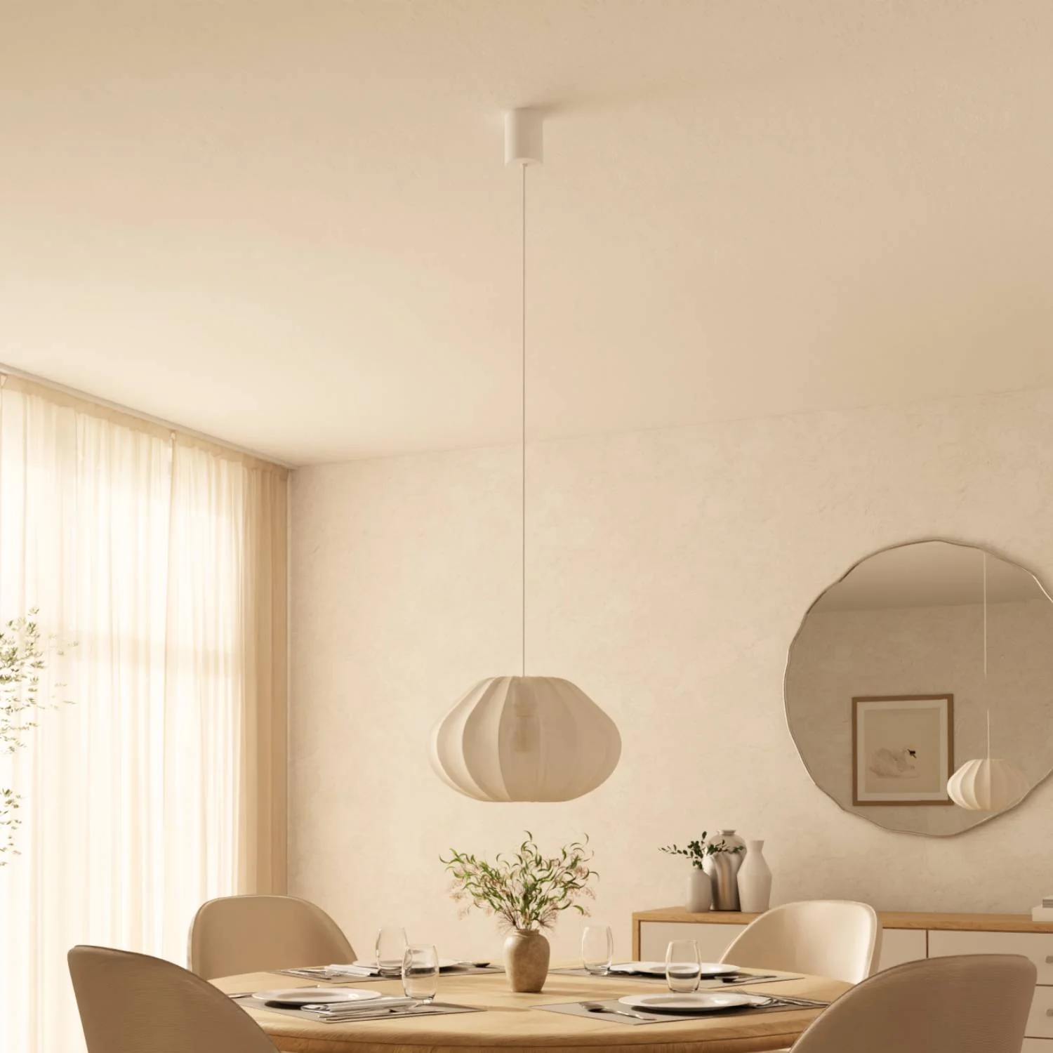 Esszimmerlampe hängend